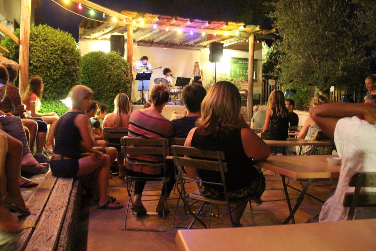 Camping Forcalquier Les Routes De Provence Hotel Luaran gambar