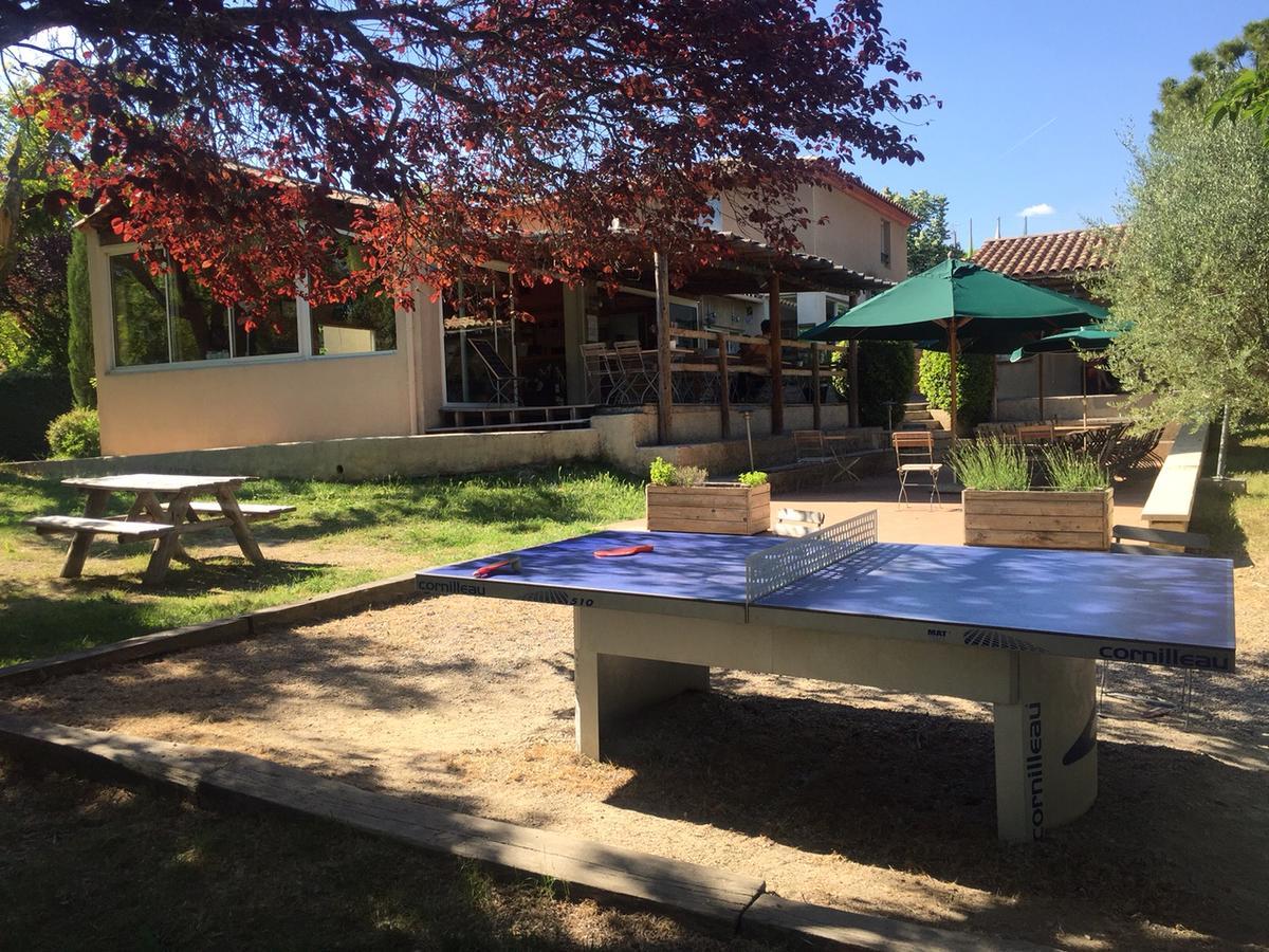 Camping Forcalquier Les Routes De Provence Hotel Luaran gambar