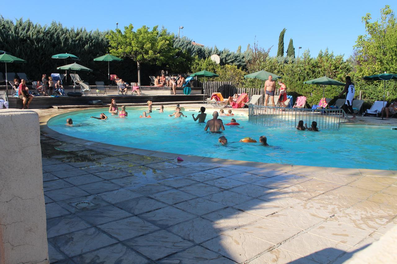 Camping Forcalquier Les Routes De Provence Hotel Luaran gambar