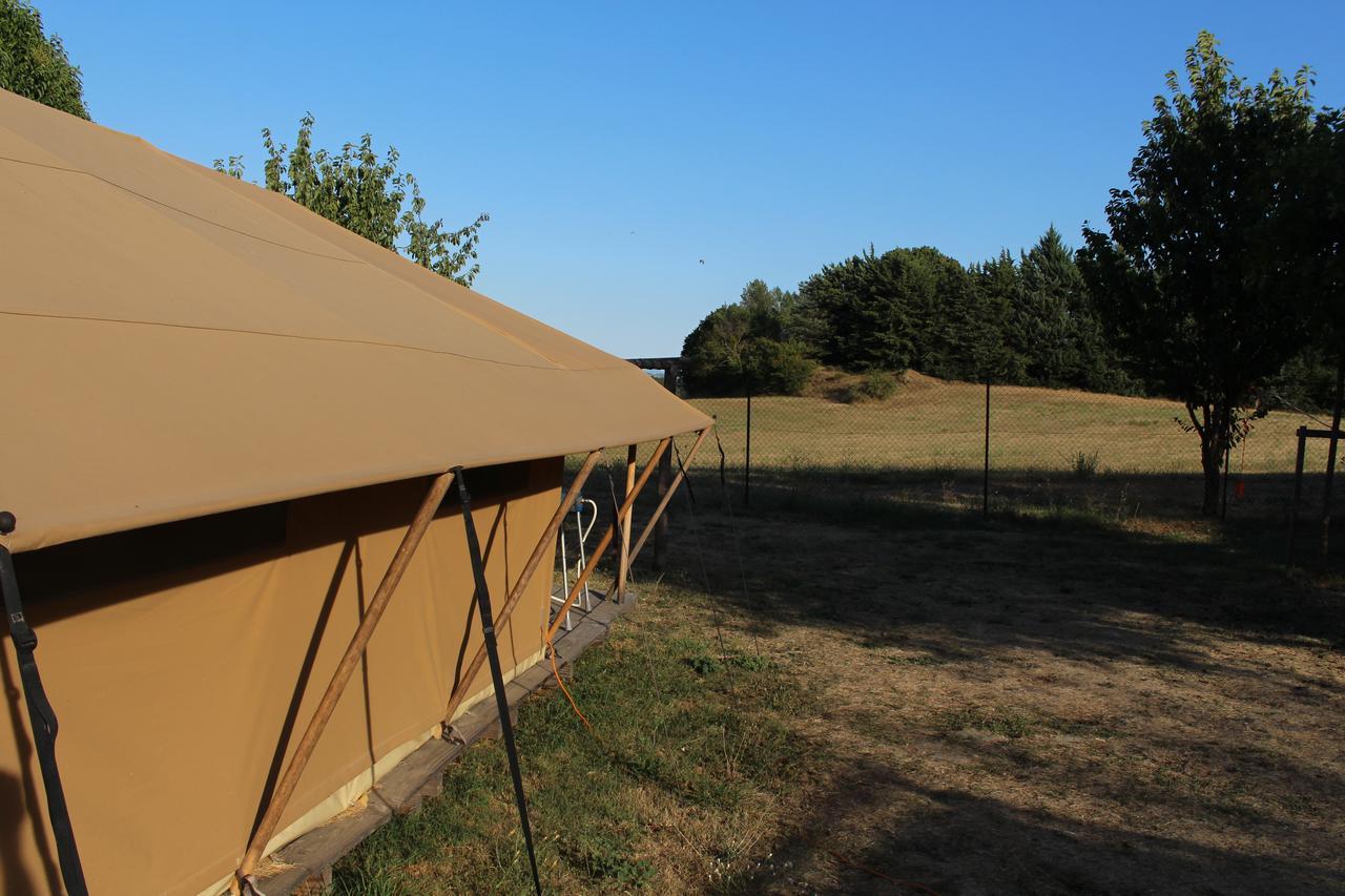 Camping Forcalquier Les Routes De Provence Hotel Luaran gambar